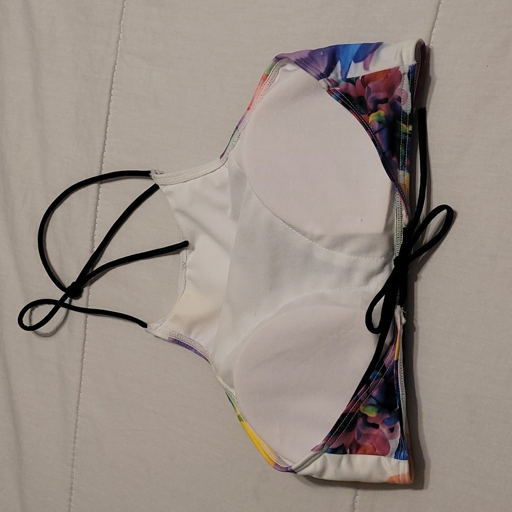 FORU Designs Bikini - Picture 2 of 5